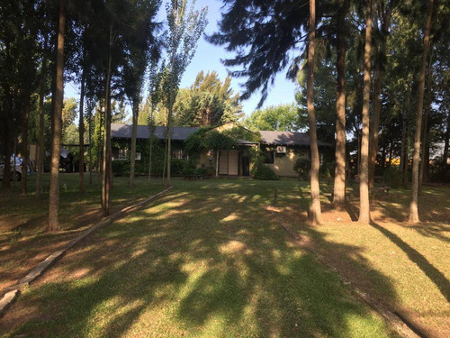 Casa Quinta En Venta Con Pileta, Etcheverry, La Plata