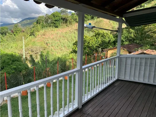 Finca De Recreo En Girardota, Vereda Hatillo. Inversión.