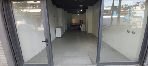 Amplio 54m2 A La Calle /1,5 Mes De Gracia/planta Libre/ Baño