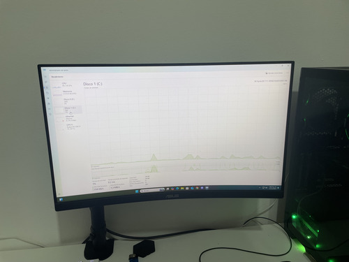 Pc Gamer Escritorio Y Monitor Teclado Y Maus (Usado)