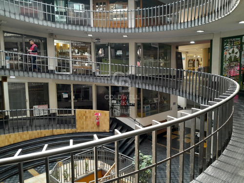 Centro Comercial Lo Castillo - Vitacura Local 17m2