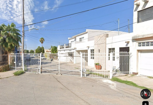 Casa Ubicada En Colonia Paseo De Chihuahua, Chihuahua. Con 3 Recamaras Y 119m2. A Unos Minutos De Sam´s Club Homero.