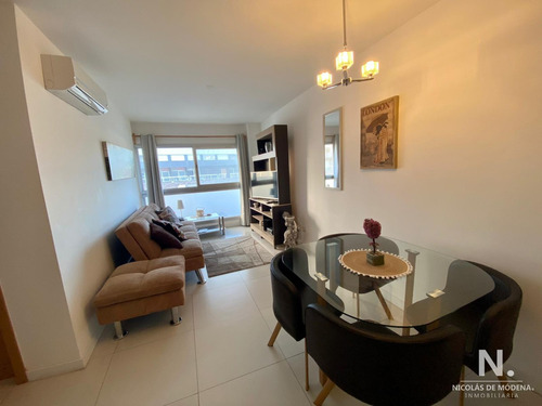 Apartamento 1 Dormitorio Sobre Av. Roosvelt, Punta Del Este