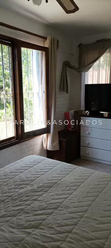 Casa De 3 Dormitorios En Venta En Altos De Pinares, Punta Del Este.