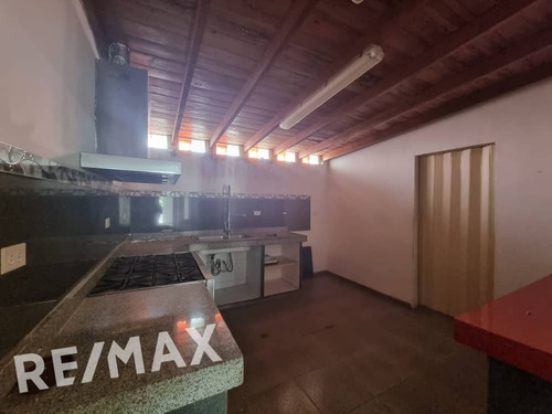 Imagen 3 de 22 de Town House En Urb. Villas Palm Beach En Los Robles Isla De Margarita
