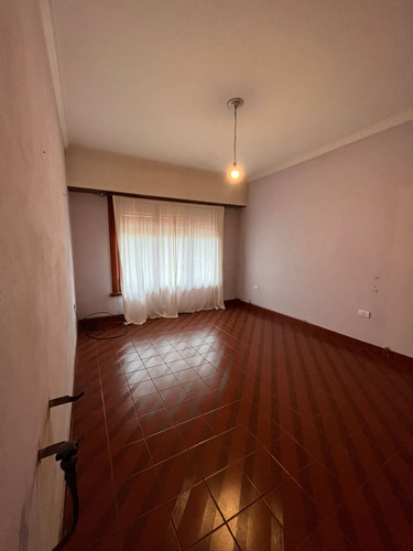 Chalet 4 Ambientes, Garage Y Parque