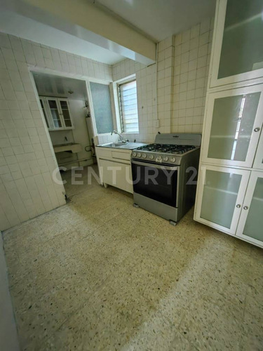 Depto En Renta, Interior , Col. Escandón, 2 Hab, 1 Baño, Sin Estac