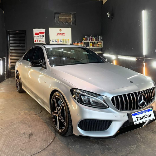 Mercedes-Benz Classe C 2.0 Avantgarde Turbo 4p