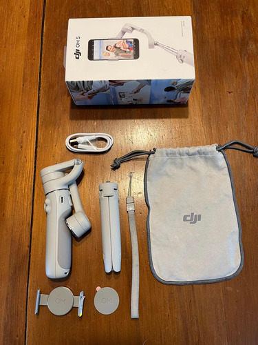 Imagen 3 de 4 de Estabilizador Gimbal Dji Osmo Mobile 5