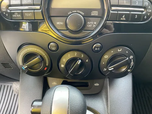 Mazda 2 1.5 Hatch Back 2014