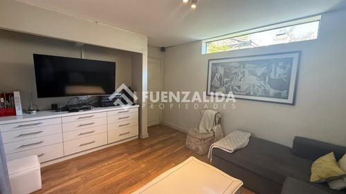Casa En Venta De 3 Dorm. En Ñuñoa