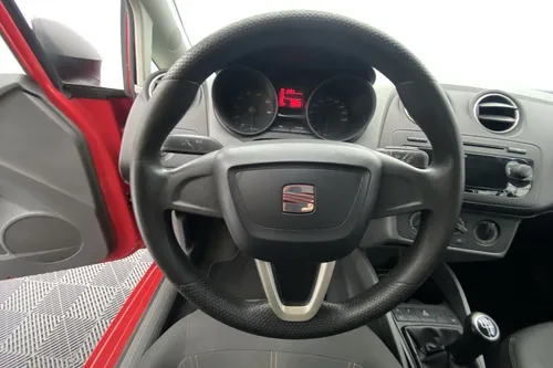 Seat Ibiza 1.4 Reference Red & White