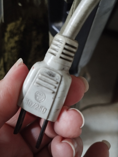 Pulidora Para Piso Alemana Marca Fakir (Usado)