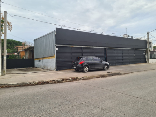 Inmobiliaria Rias Altas Vende Local Comercial, Lubricentro, Y Taller Mecánico, Ideal Para Inversor.