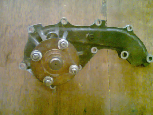 Bomba De Agua Toyota Hilux 2.7 Original