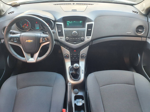 Chevrolet Cruze 1.8 Lt 16v Flex 4p Manual
