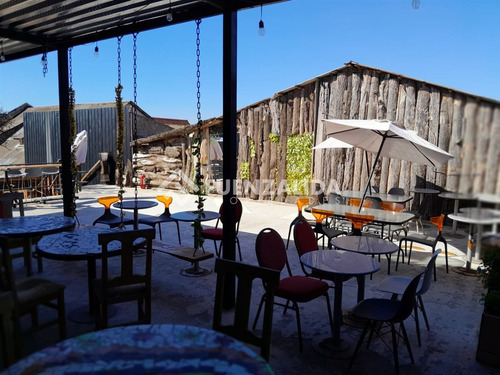Local Comercial En Venta En Quintero, Con Patente Completa