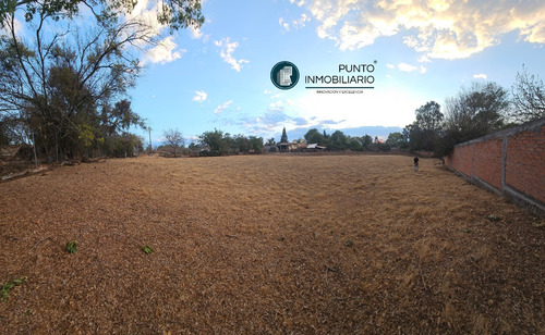 Terreno En Venta 1000mts2 A 2min Av. Juan Pablo Ii Altozano Con Servicios Pavimento Y Escrituras Jesus Del Monte