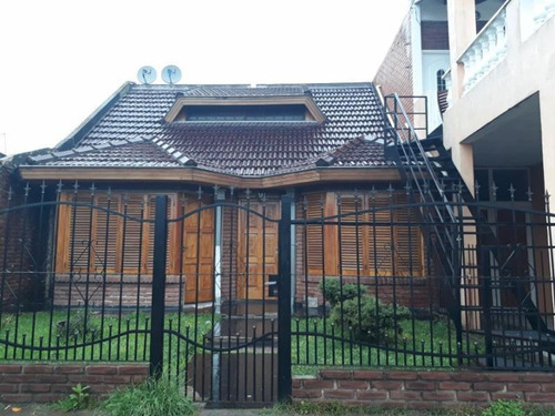 Casa En Venta Laferrere 3 Dtos Rentados
