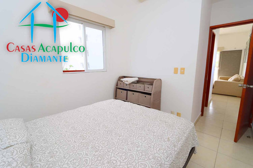 Cad Vindeza A 01. Terraza Con Salida Y Acceso A Jardín Y Albercas