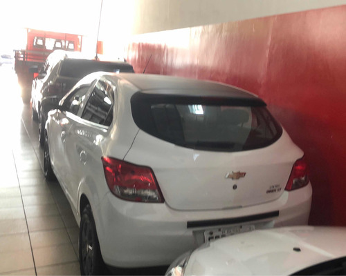 Imagem 4 de 4 de Chevrolet Onix 2013 1.0 Lt 5p