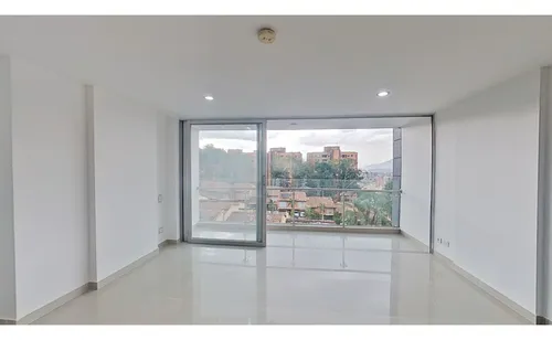 Venta Apartamento Con Parqueadero Y Útil - Envigado Los Almendros
