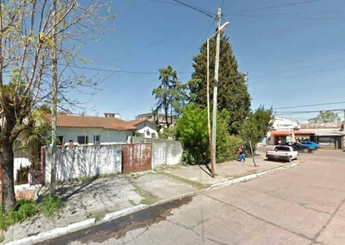 Imagen 3 de 17 de En Venta. Excelente Esquina Comercial. Amplia Casa Con 7 Dor