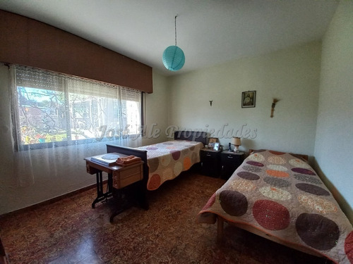 Imagen 11 de 17 de En Venta Casa De Dos Dormitorios Colonia Del Sacramento