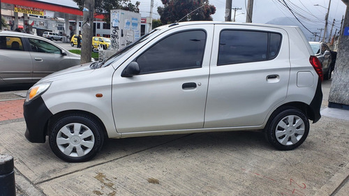 Imagen 2 de 12 de Suzuki Alto Plata 800 2018