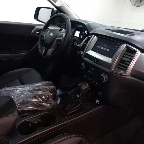Imagen 11 de 18 de Ford Ranger Limited Cd 4x4 3.2l At