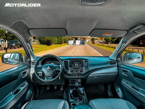 Imagen 9 de 25 de Mitsubishi L200 New 2.4 4x4 | Permuta / Financia