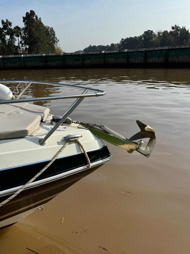 Lancha Cuddy Quest 225 Con Motor Mercruiser 250 Hp Bravo 3