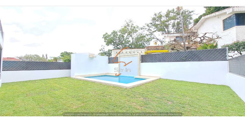 Casa En Venta En Lomas De Cocoyoc, Atlatlahucan, Morelos