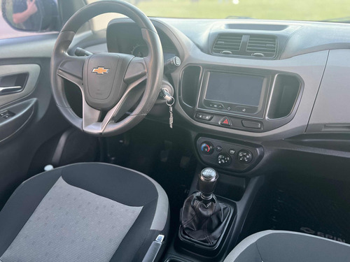 Imagen 12 de 16 de Chevrolet Spin 1.8 Lt 5as 105cv