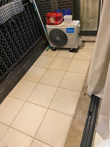 Imagem 8 de 13 de Apto República | 0 Quarto | 33 M² | Cond: R$450.00 | 1 Vaga - 12tr3o0