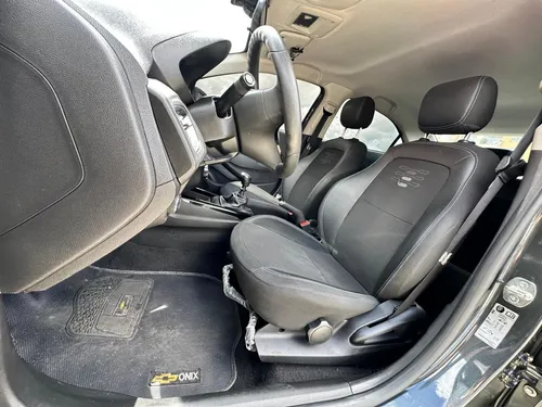 Chevrolet Onix 1.4 L.T Sedan Mecanico