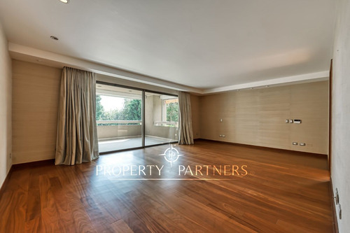 Exclusivo Penthouse En Los Dominicos Antiguos.