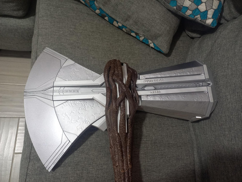 Stormbreaker Thor Marvel Legend De Hasbro Escala 1:1 (Usado)