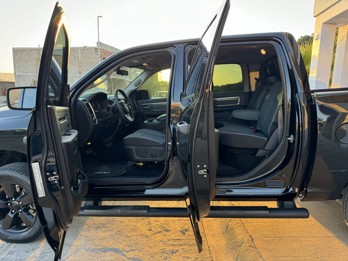 Dodge Ram Hemi 5.7 Sport Crew 4x4