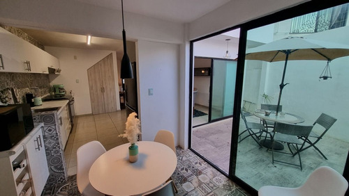 Casa En Venta En Cluster Privado Con Mejoras