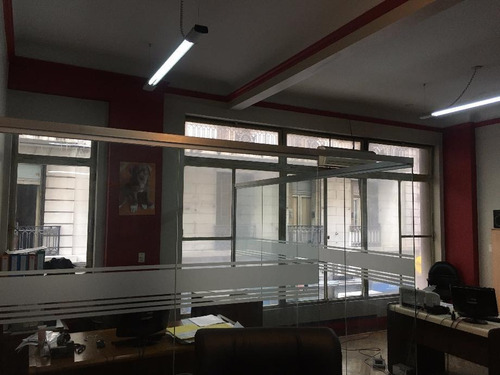 Imagen 2 de 14 de Oficina En Venta En Centro