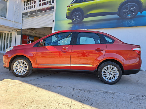Fiat Grand Siena 1.6 Essence 115cv
