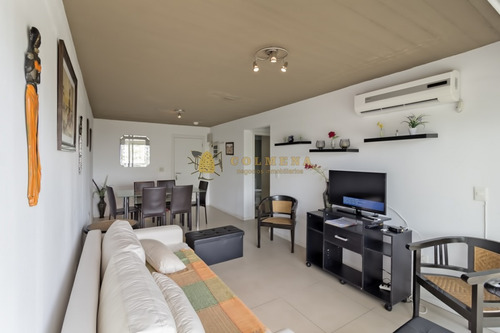 Encantador Departamento A Metros De Playa Brava!! Consulte Con Parrillero Propio- Ref: 4211