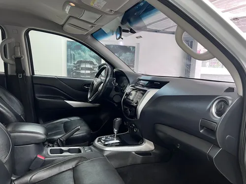 Nissan Frontier Diesel AT 2.5 4*4 2019