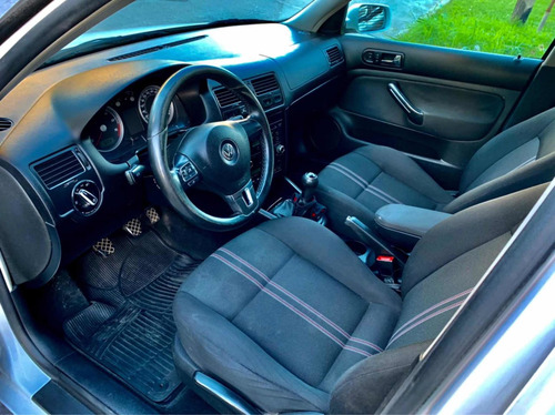 Volkswagen Bora 2.0 Trendline 115cv 2013
