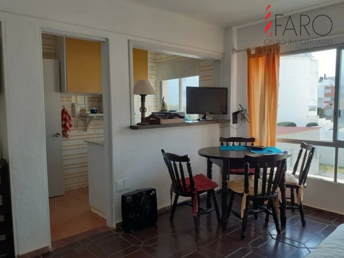 Apartamento Frente Al Mar- Ref: 38120