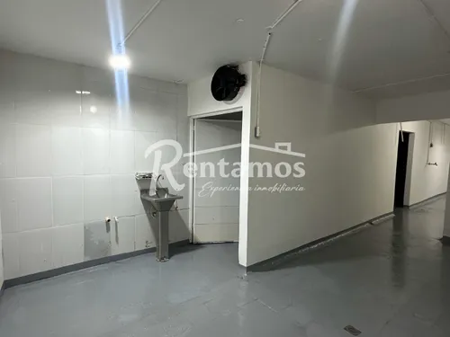 Bodega En Arriendo En Playa Rica. Cod A775865