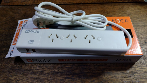 Zapatilla Prolongador 2 Usb 3 Tomas Con Cable 1,5mts Richi