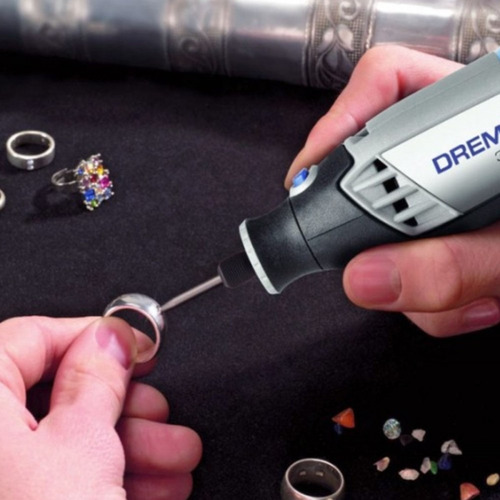 Minitorno Dremel 3000 Kit 30 Accesorios + 2 Aditamientos