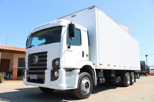 Imagem 3 de 15 de Vw 24-250 6x2 - Carroceria Baú Furgão 8,50m
